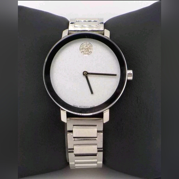 ***SOLD*** Movado Bold Evolution Quartz Ladies Watch - Picture 2 of 10
